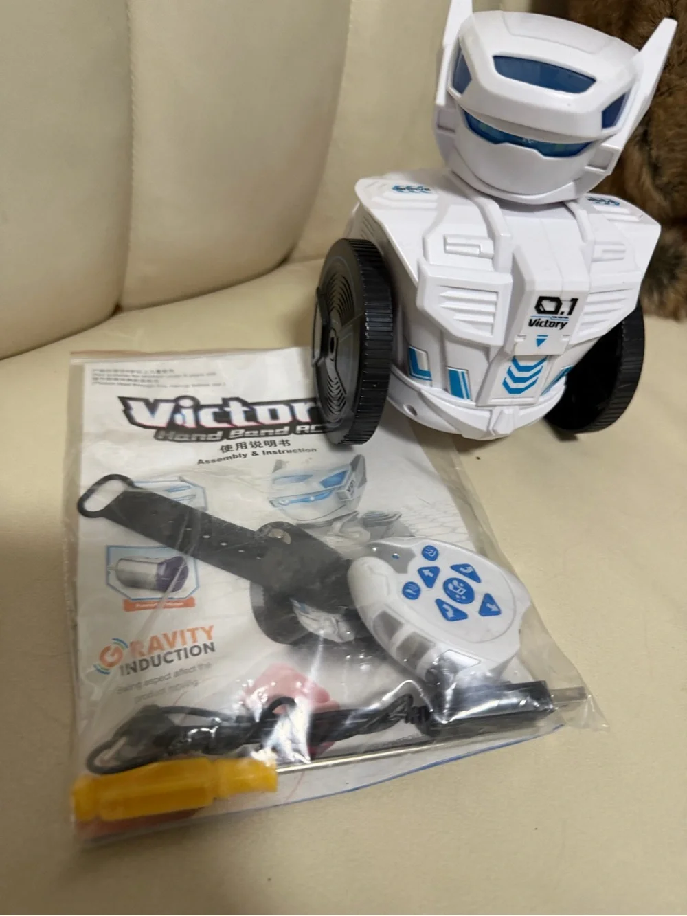 Victory robot with wrist Controller